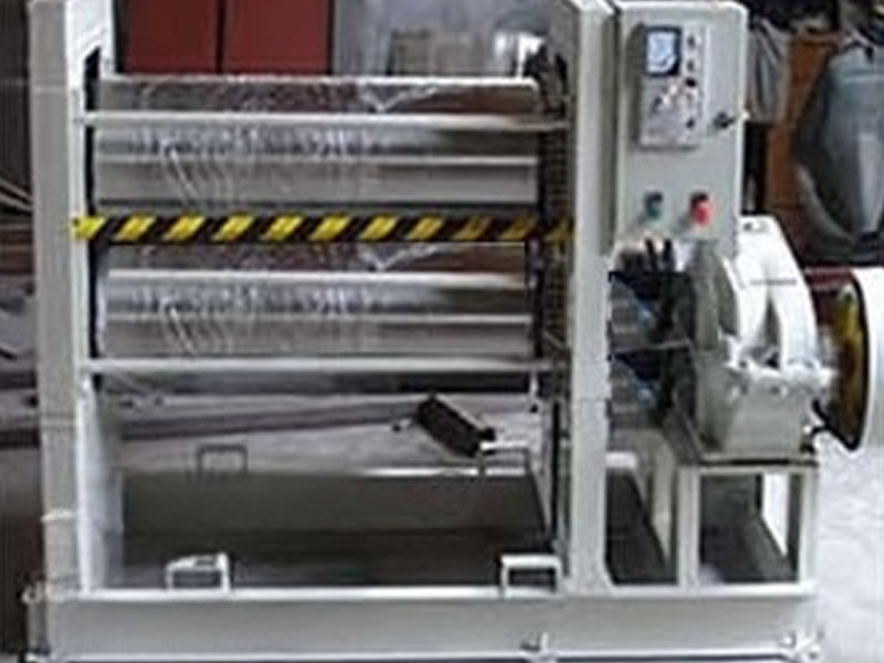 Yüksek Hassasiyetli Kompozit Levha Haddeleme Makinesi
